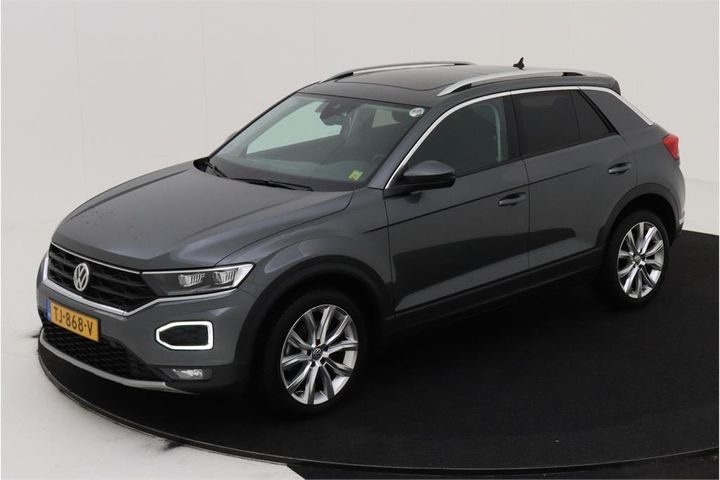 VOLKSWAGEN T-ROC 2018 wvgzzza1zjv020702