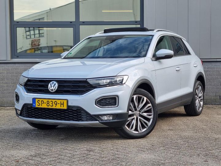 VOLKSWAGEN T-ROC 2018 wvgzzza1zjv021316