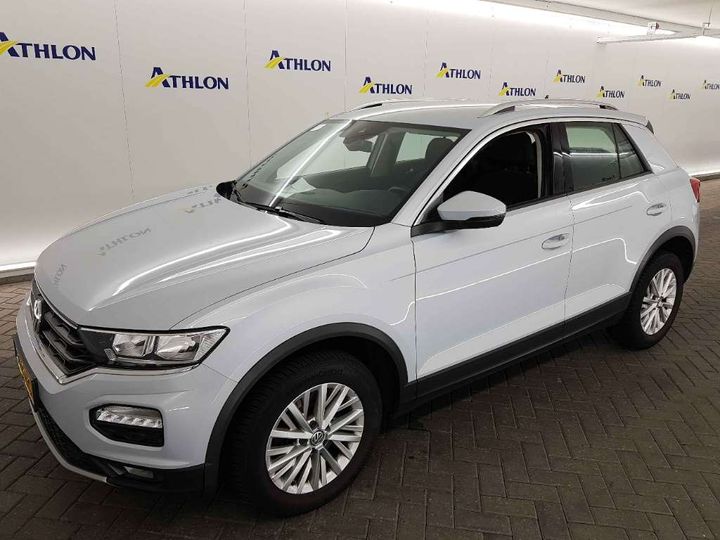 VOLKSWAGEN T-ROC 2018 wvgzzza1zjv022633