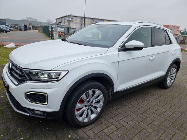 VOLKSWAGEN T-ROC 2018 wvgzzza1zjv026422