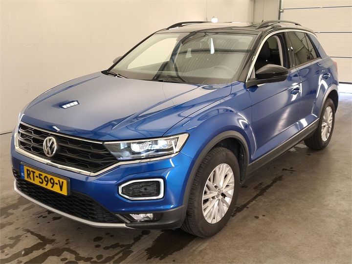 VOLKSWAGEN T-ROC 2018 wvgzzza1zjv026468