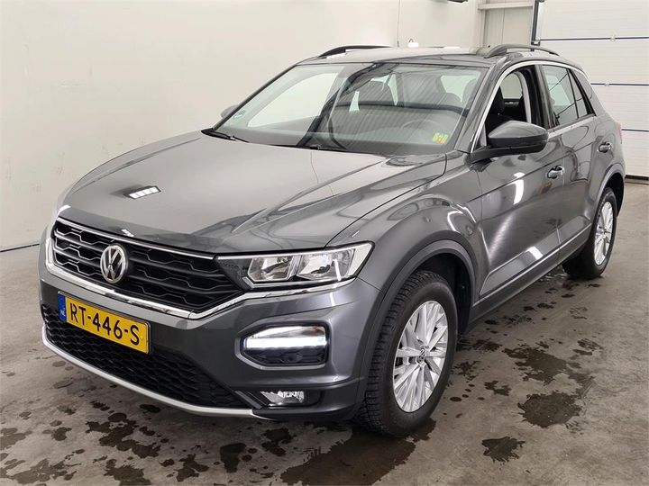 VOLKSWAGEN T-ROC 2018 wvgzzza1zjv030802