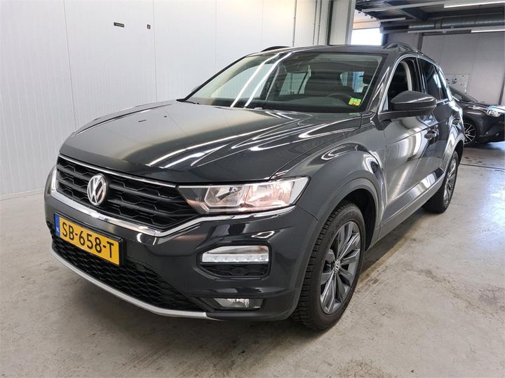 VOLKSWAGEN T-ROC 2018 wvgzzza1zjv040342