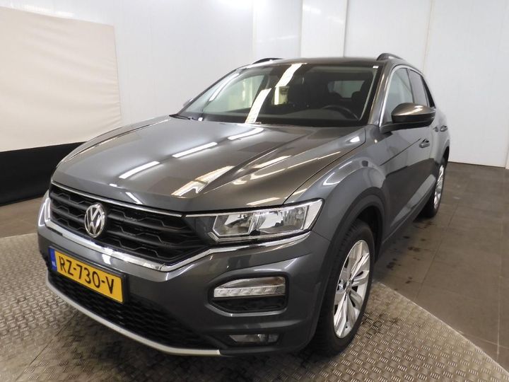 VOLKSWAGEN T-ROC 2018 wvgzzza1zjv041477