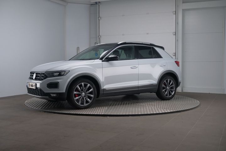 VOLKSWAGEN T-ROC 2018 wvgzzza1zjv041944