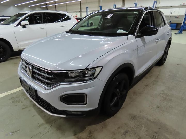 VOLKSWAGEN T-ROC 2018 wvgzzza1zjv045622