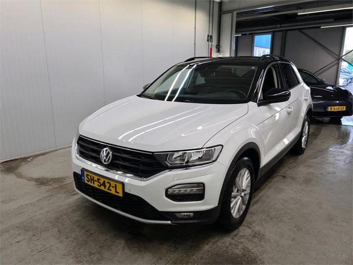 VOLKSWAGEN T-ROC 2018 wvgzzza1zjv050780