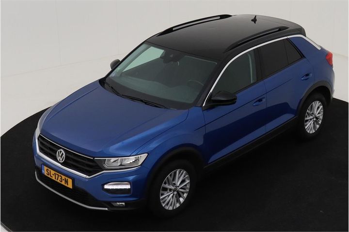 VOLKSWAGEN T-ROC 2018 wvgzzza1zjv062790