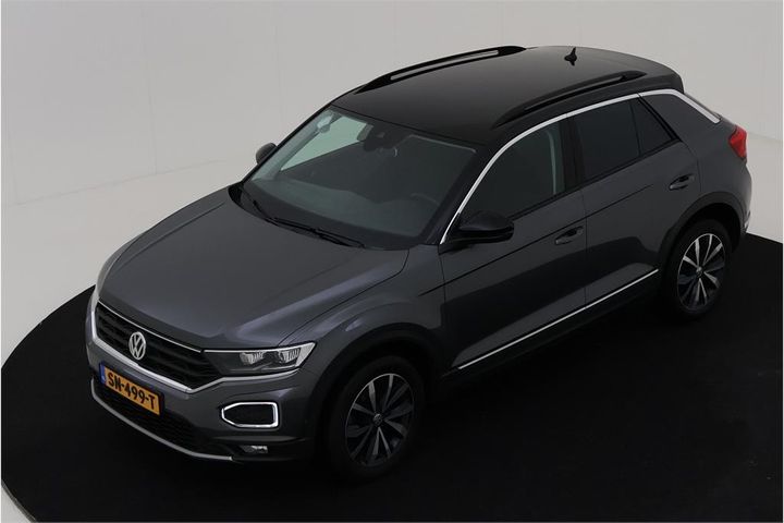 VOLKSWAGEN T-ROC 2018 wvgzzza1zjv066040