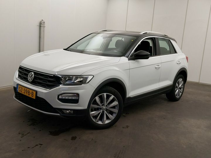 VOLKSWAGEN T-ROC 2018 wvgzzza1zjv076121