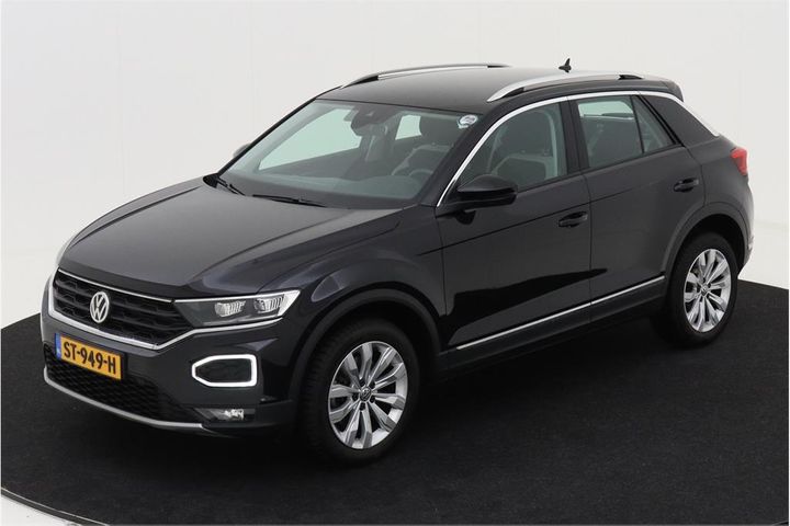 VOLKSWAGEN T-ROC 2018 wvgzzza1zjv076847