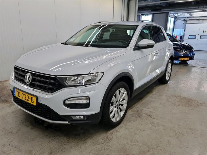 VOLKSWAGEN T-ROC 2018 wvgzzza1zjv085774