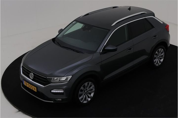 VOLKSWAGEN T-ROC 2018 wvgzzza1zjv086032