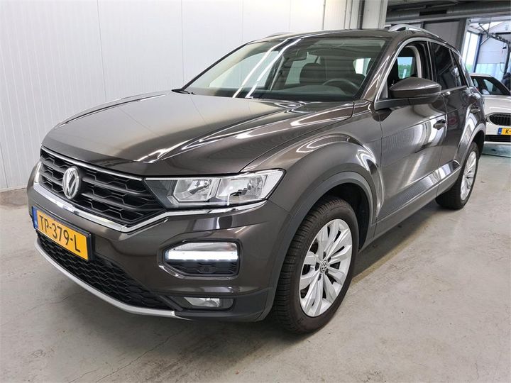 VOLKSWAGEN T-ROC 2018 wvgzzza1zjv087273