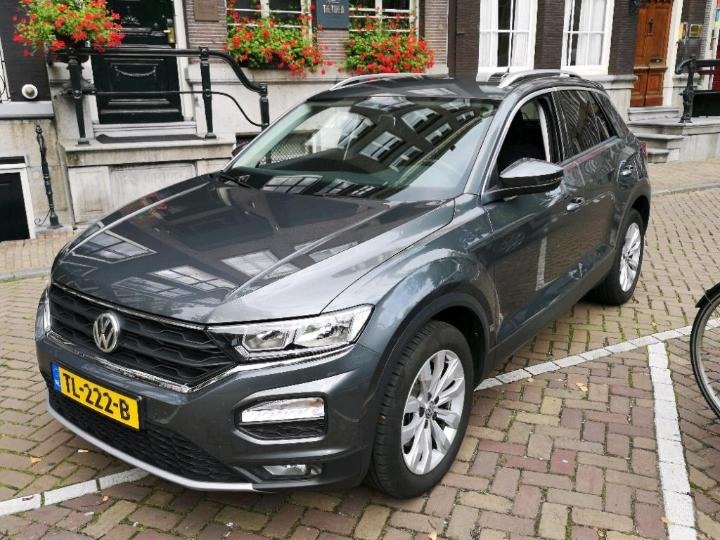 VOLKSWAGEN T-ROC 2018 wvgzzza1zjv087777