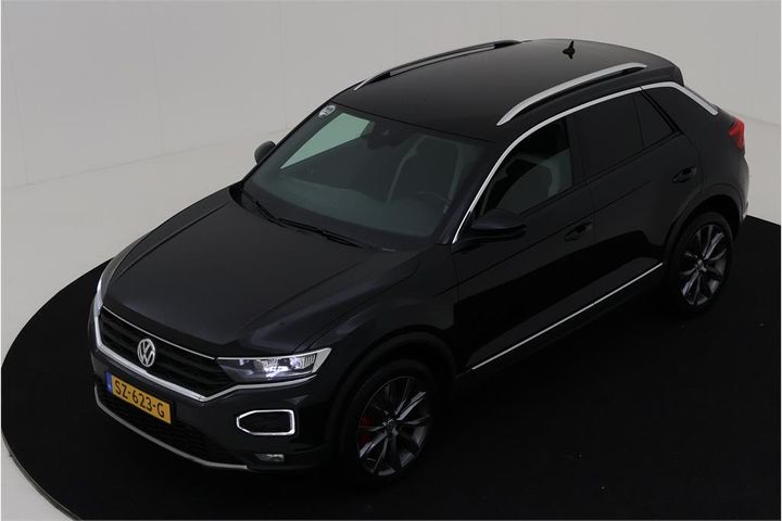 VOLKSWAGEN T-ROC 2018 wvgzzza1zjv092775