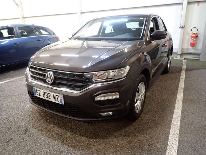 VOLKSWAGEN T-ROC 2018 wvgzzza1zjv103484