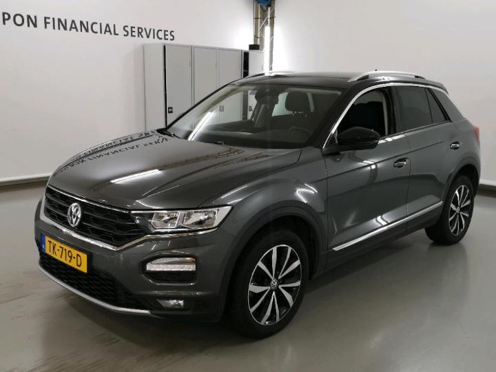 VOLKSWAGEN T-ROC 2018 wvgzzza1zjv106044