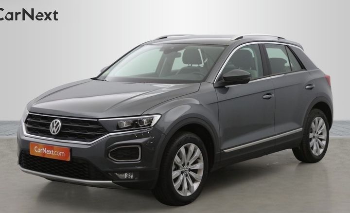 VOLKSWAGEN T-ROC 2018 wvgzzza1zjv113684