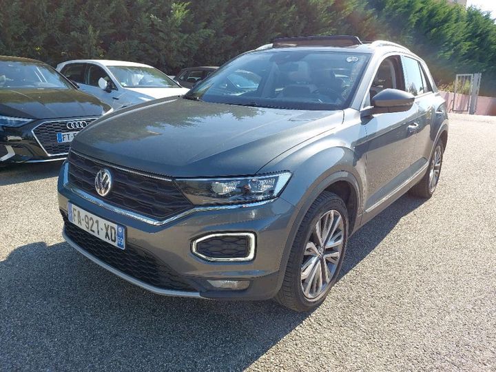 VOLKSWAGEN T-ROC 2018 wvgzzza1zjv116039