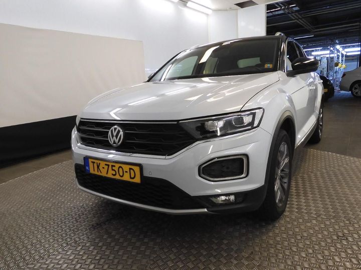 VOLKSWAGEN T-ROC 2018 wvgzzza1zjv117873