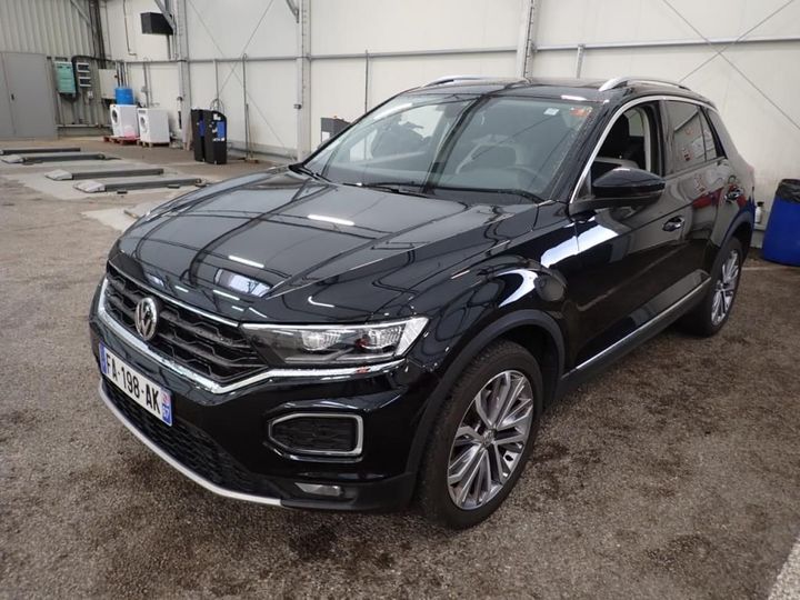 VOLKSWAGEN T-ROC 2018 wvgzzza1zjv120450