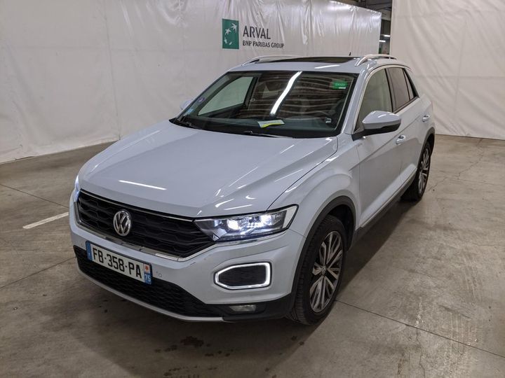 VOLKSWAGEN T-ROC 2018 wvgzzza1zjv121910