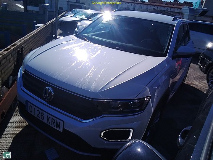 VOLKSWAGEN T-ROC 2018 wvgzzza1zjv122833