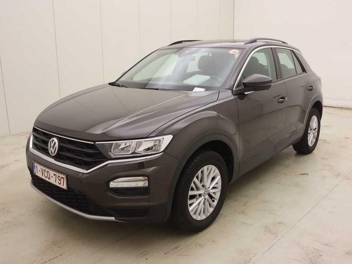 VOLKSWAGEN T-ROC 2018 wvgzzza1zkv003647