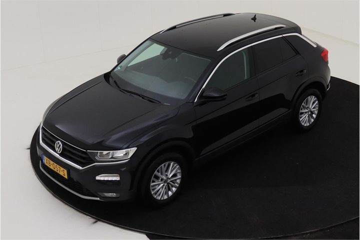 VOLKSWAGEN T-ROC 2018 wvgzzza1zkv003858