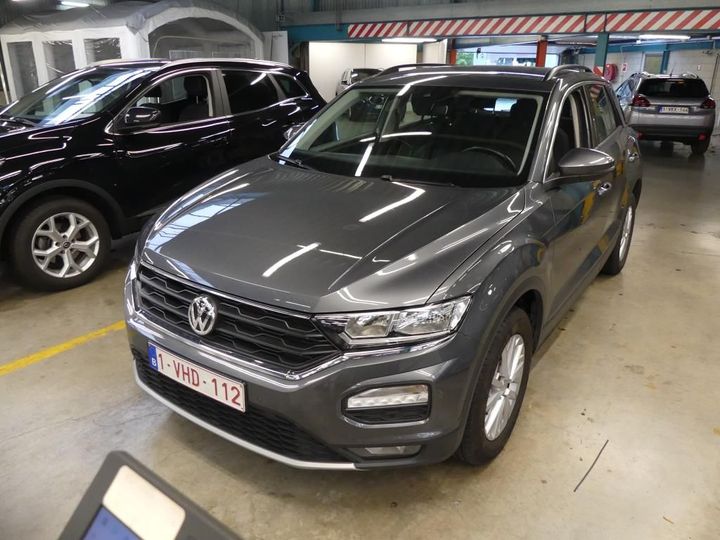 VOLKSWAGEN T-ROC 2018 wvgzzza1zkv005046