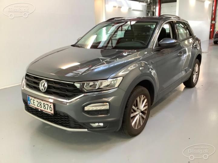 VOLKSWAGEN T-ROC SUV 2018 wvgzzza1zkv005973