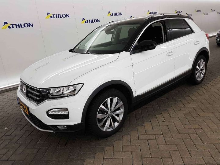 VOLKSWAGEN T-ROC 2018 wvgzzza1zkv009997