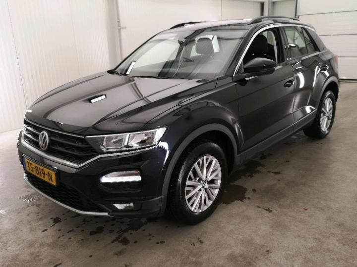 VOLKSWAGEN T-ROC 2018 wvgzzza1zkv011352