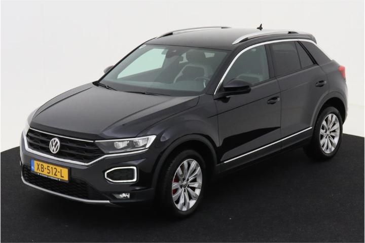 VOLKSWAGEN T-ROC 2018 wvgzzza1zkv011464