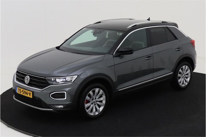 VOLKSWAGEN T-ROC 2018 wvgzzza1zkv013468