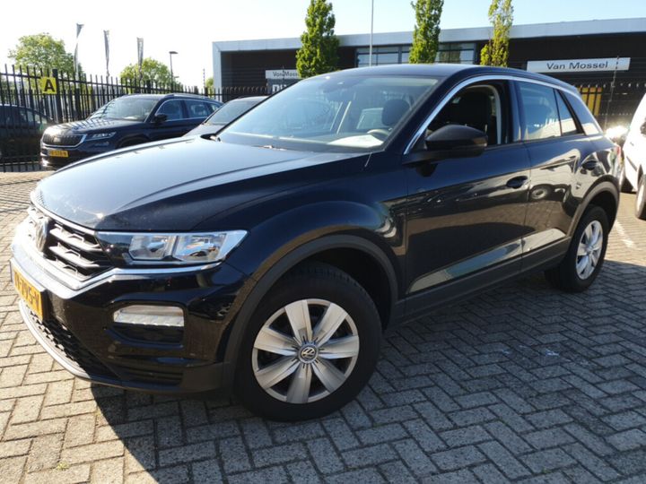 VOLKSWAGEN T-ROC 2018 wvgzzza1zkv018792