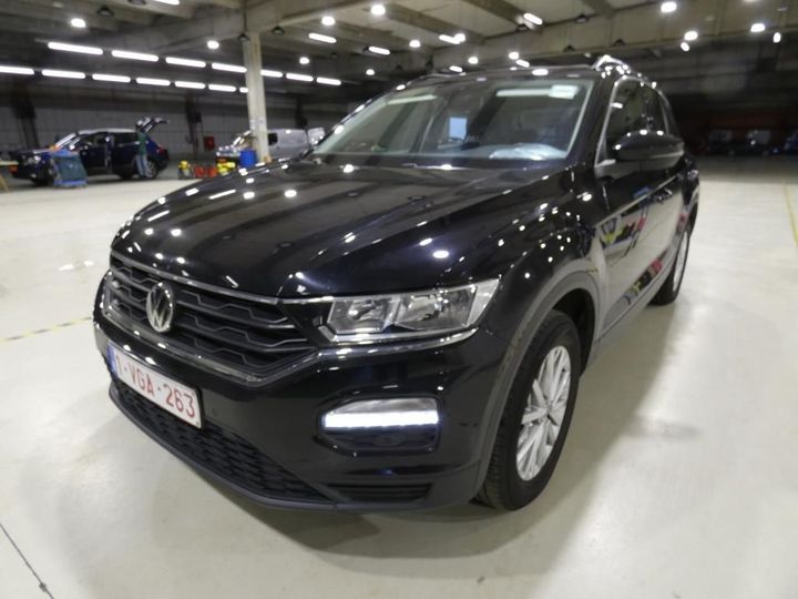 VOLKSWAGEN T-ROC 2018 wvgzzza1zkv019523