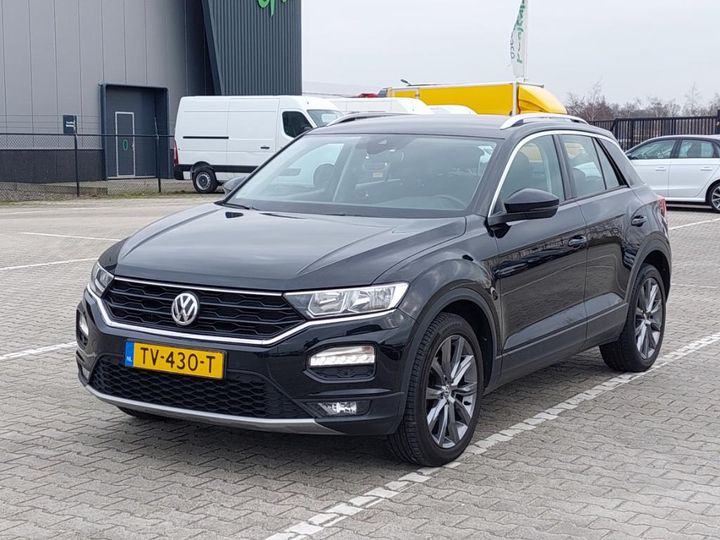 VOLKSWAGEN T-ROC 2018 wvgzzza1zkv026096