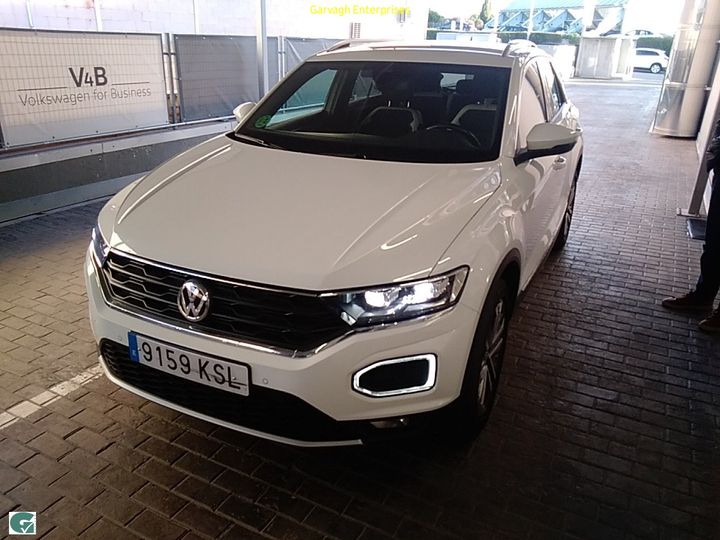 VOLKSWAGEN T-ROC 2018 wvgzzza1zkv029574