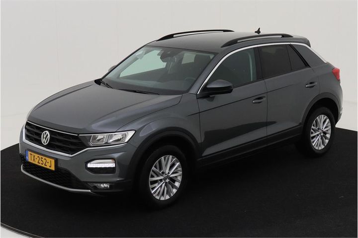 VOLKSWAGEN T-ROC 2018 wvgzzza1zkv030225