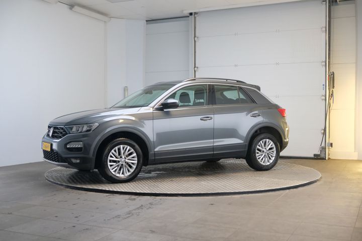 VOLKSWAGEN T-ROC 2018 wvgzzza1zkv034303