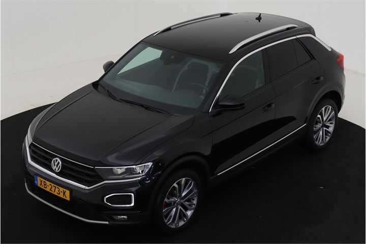 VOLKSWAGEN T-ROC 2018 wvgzzza1zkv035040