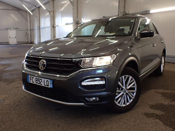 VOLKSWAGEN T-ROC 2018 wvgzzza1zkv040913