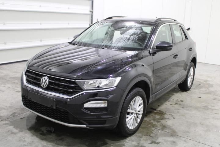 VOLKSWAGEN T-ROC SUV 2019 wvgzzza1zkv054231