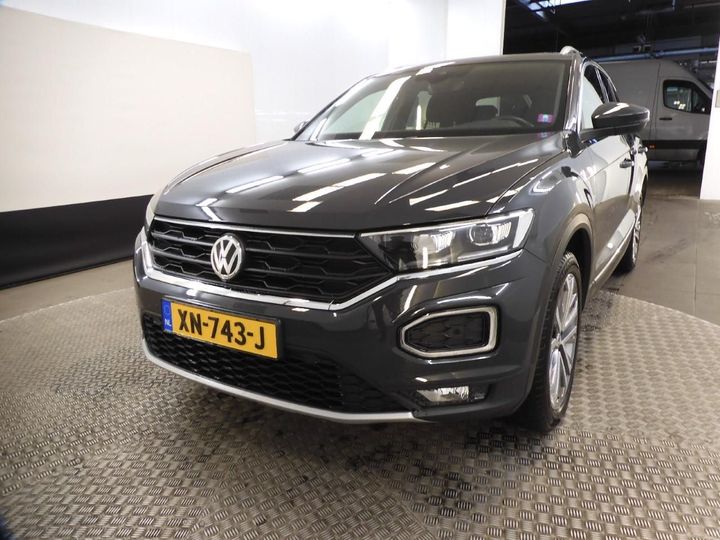 VOLKSWAGEN T-ROC 2019 wvgzzza1zkv062619