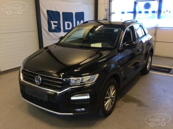 VOLKSWAGEN T-ROC SUV 2019 wvgzzza1zkv105258