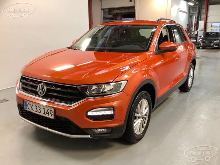 VOLKSWAGEN T-ROC SUV 2019 wvgzzza1zkv117046