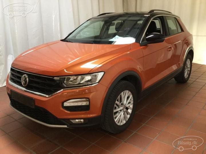 VOLKSWAGEN T-ROC SUV 2019 wvgzzza1zkv154522