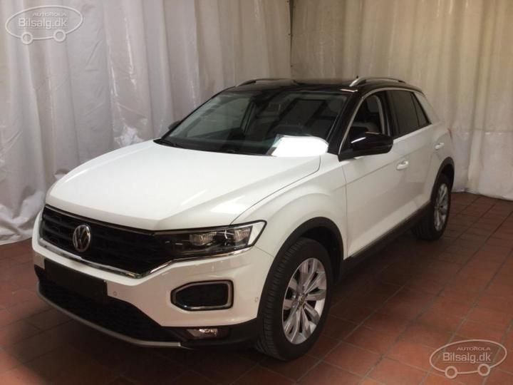 VOLKSWAGEN T-ROC SUV 2019 wvgzzza1zkv158138